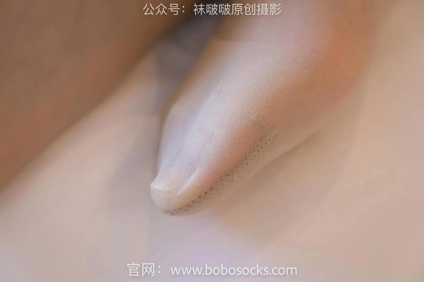 [BoBoSocks袜啵啵]NO.145 小甜豆-华伦天奴高跟鞋、肉丝 [136P]插图5